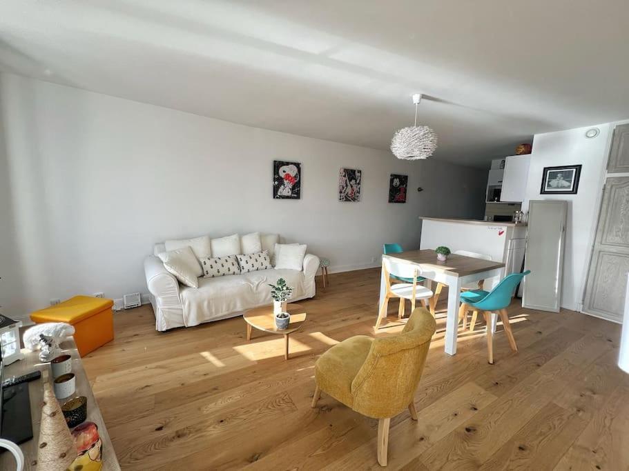 Appartement Le Bellevue - Vieux Port à La Rochelle  Extérieur photo