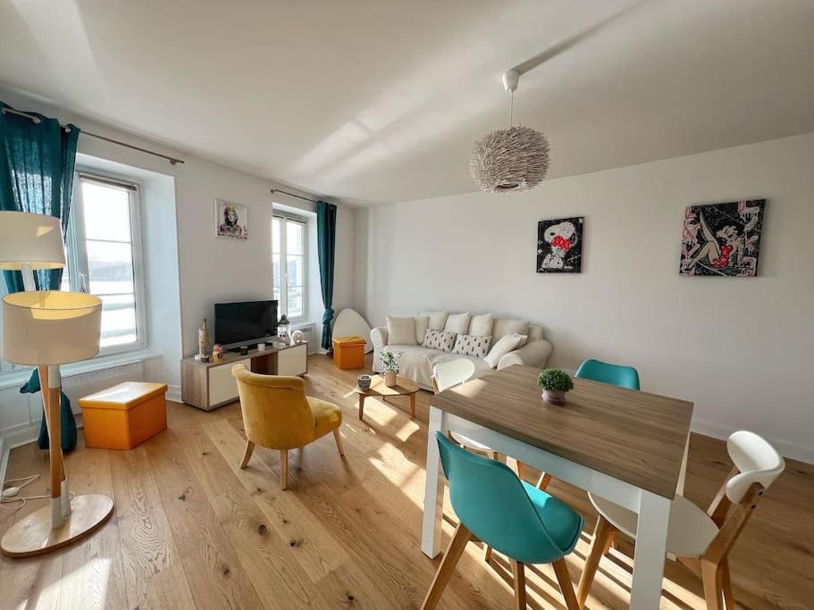 Appartement Le Bellevue - Vieux Port à La Rochelle  Extérieur photo
